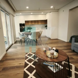 Apartamento T3 para Venda em Benfica