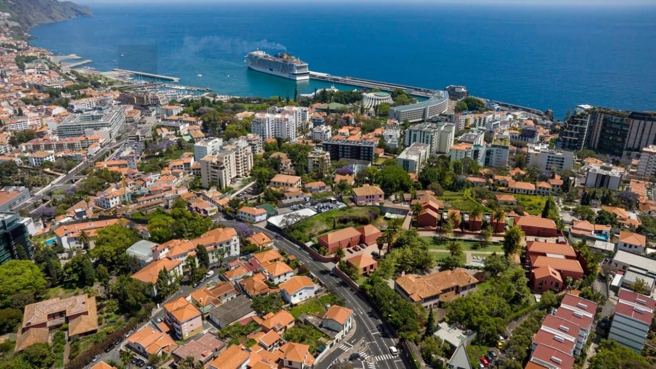 Apartamento T2 para Venda em Funchal (São Pedro) Foto 16