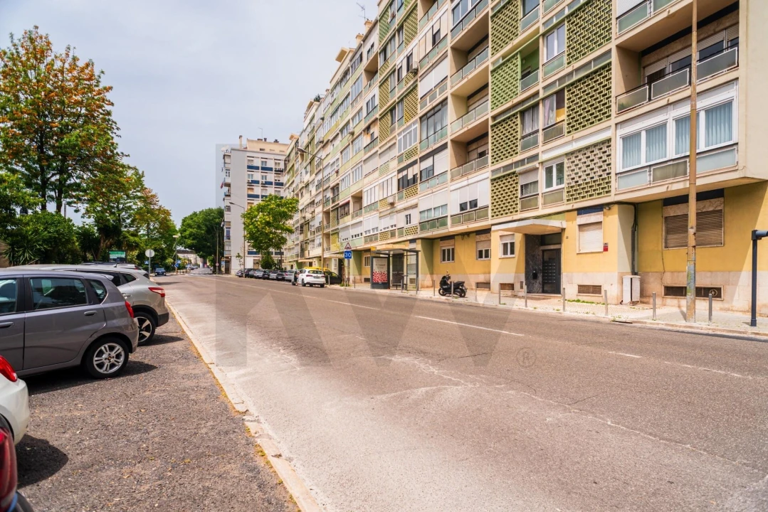 Apartamento T3 para Venda em Benfica Foto 25