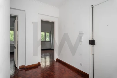 Apartamento T3 para Venda em Benfica
