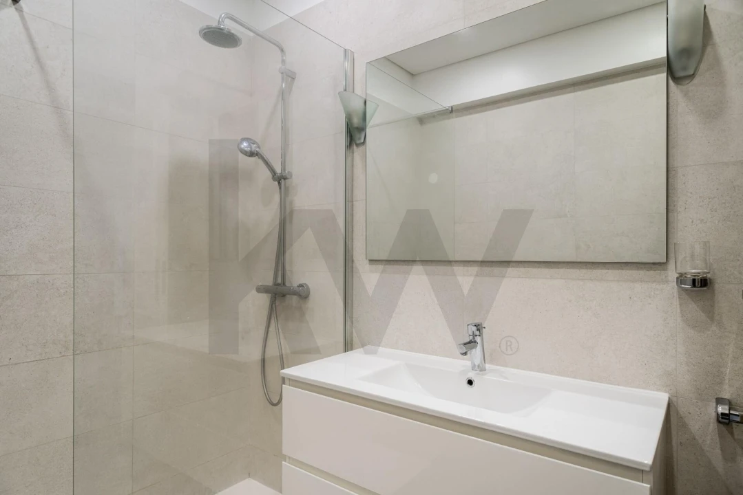 Apartamento T3 para Venda em Benfica Foto 24