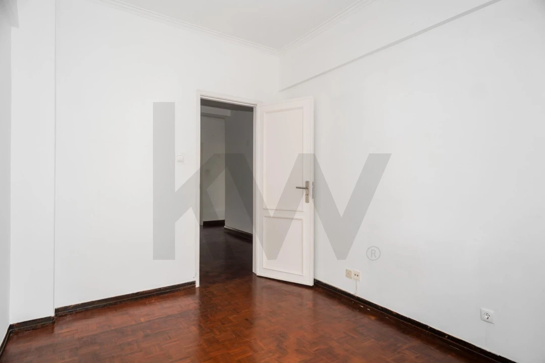 Apartamento T3 para Venda em Benfica Foto 16