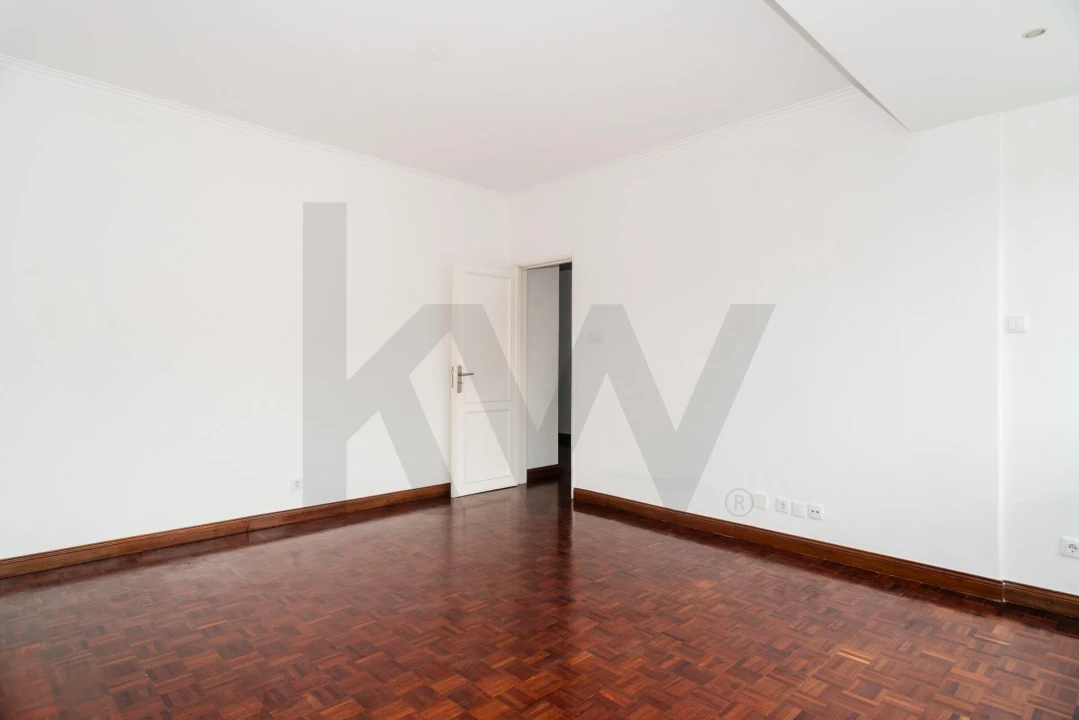 Apartamento T3 para Venda em Benfica Foto 12
