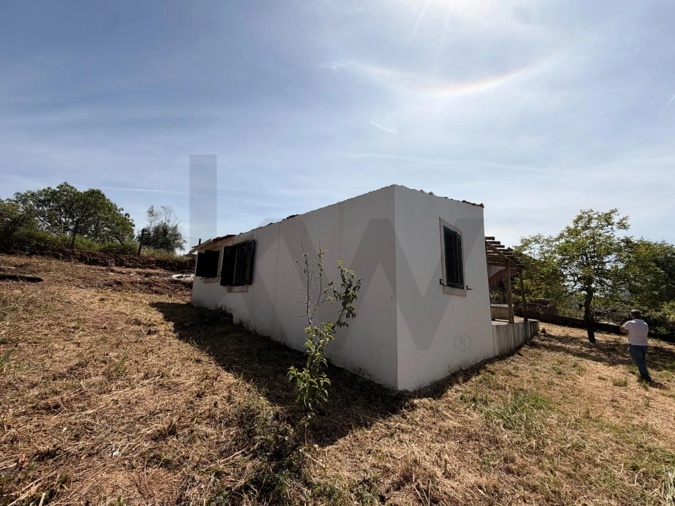 Moradia T3 para Venda em Nossa Senhora do Pranto Foto 32