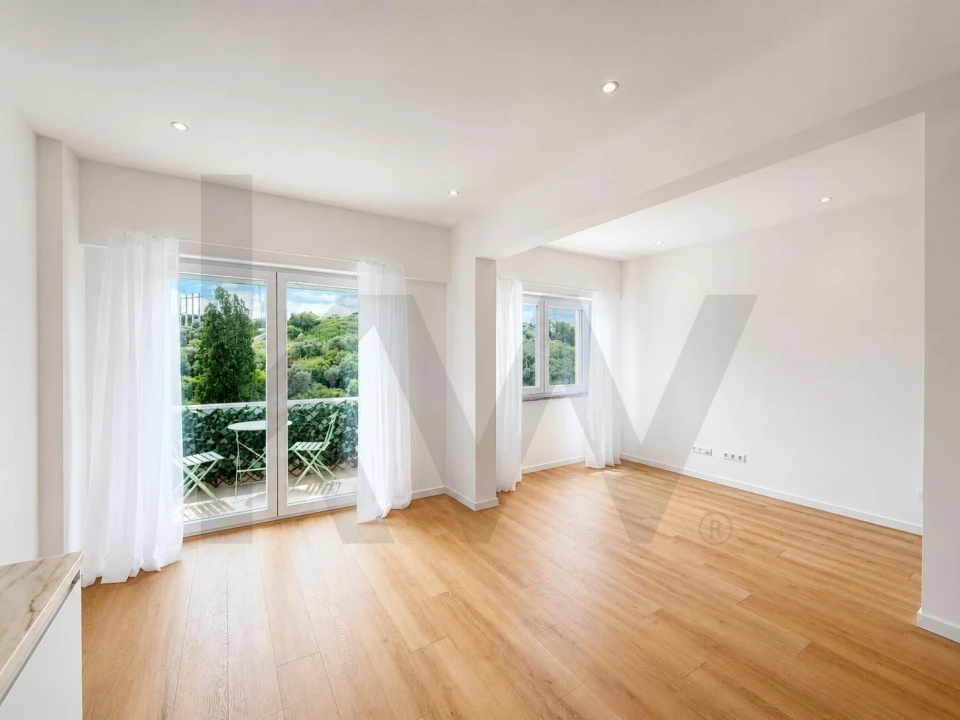 Apartamento T2 para Arrendamento em Lumiar Foto 1