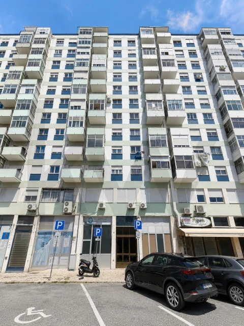 Apartamento T2 para Arrendamento em Lumiar