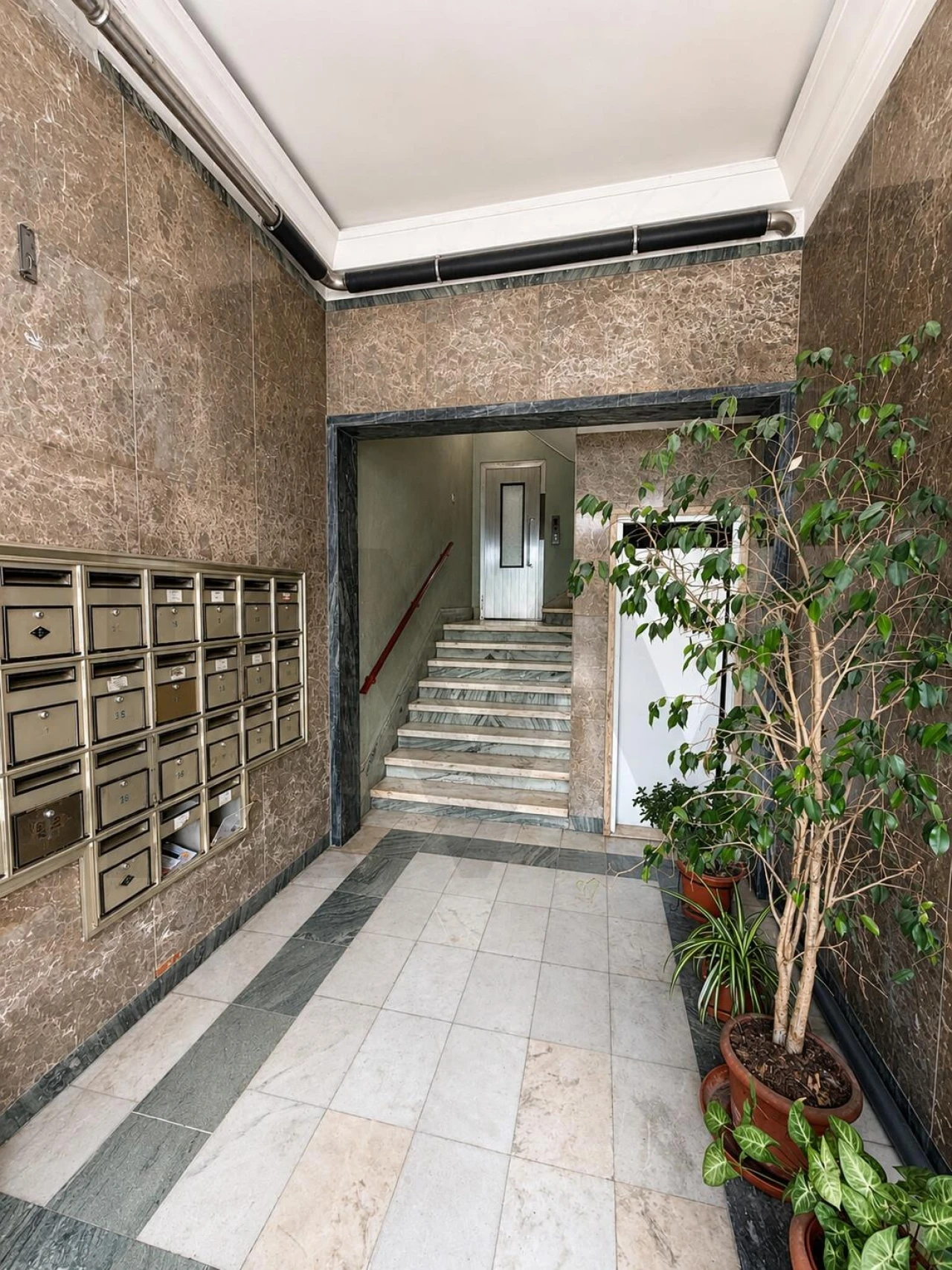 Apartamento T2 para Arrendamento em Lumiar Foto 14