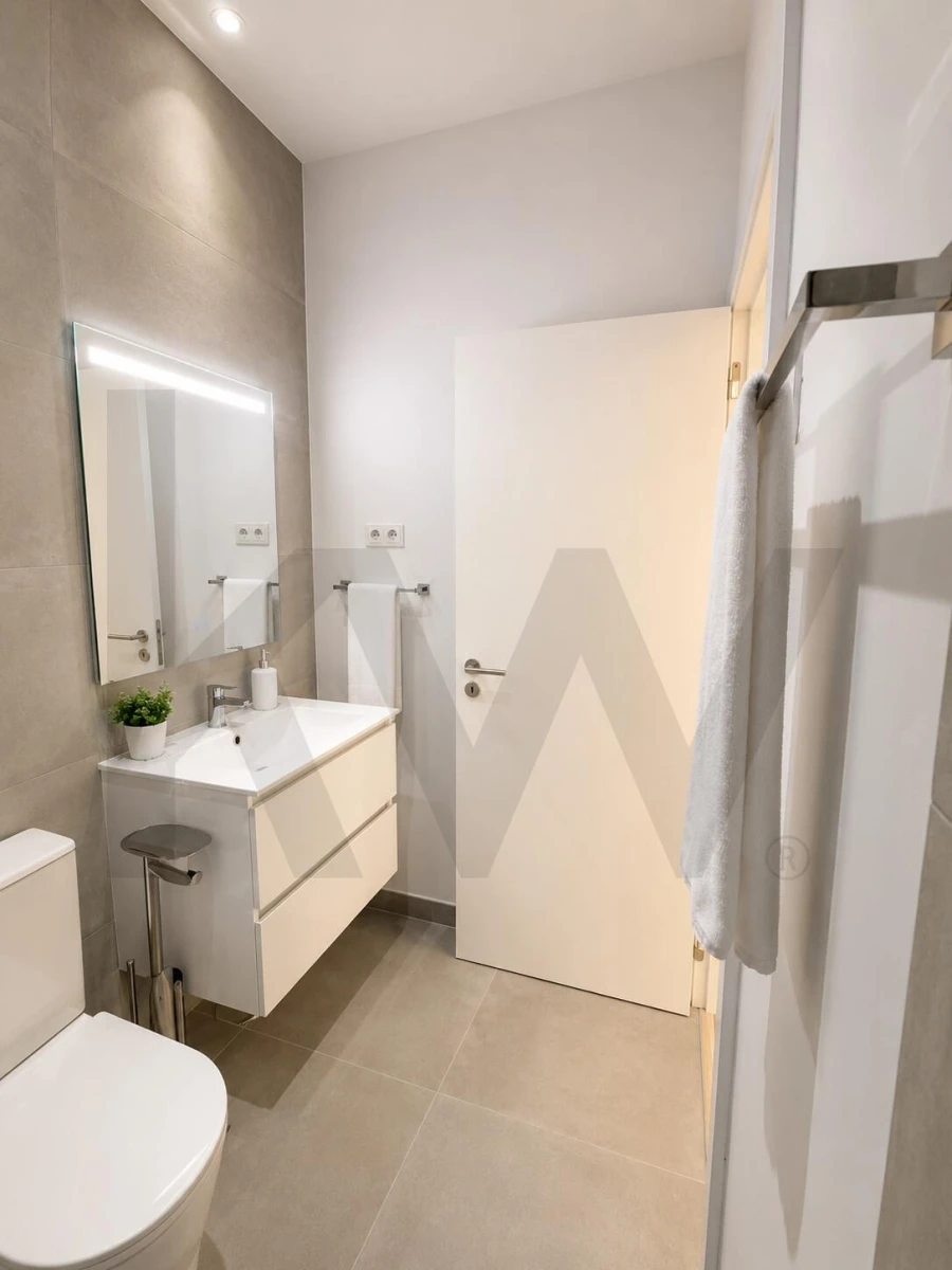 Apartamento T2 para Arrendamento em Lumiar Foto 12