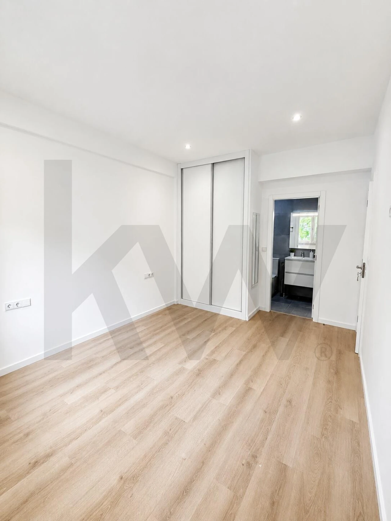 Apartamento T2 para Arrendamento em Lumiar Foto 11