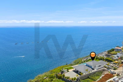 Moradia T5 para Venda em Arco da Calheta