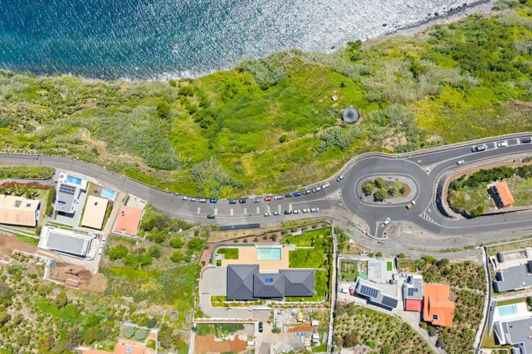 Moradia T5 para Venda em Arco da Calheta Foto 85