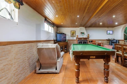 Moradia T3 para Venda em Charneca de Caparica e Sobreda