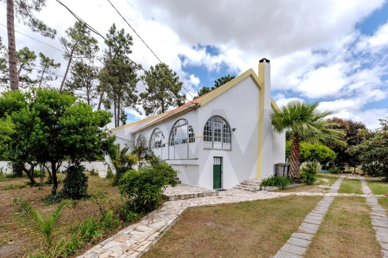 Moradia T3 para Venda em Charneca de Caparica e Sobreda Foto 3