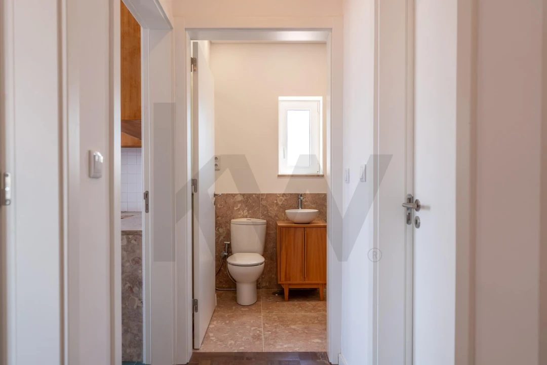 Apartamento T2 para Venda em Avenidas Novas Foto 14