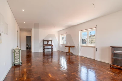 Apartamento T2 para Venda em Avenidas Novas