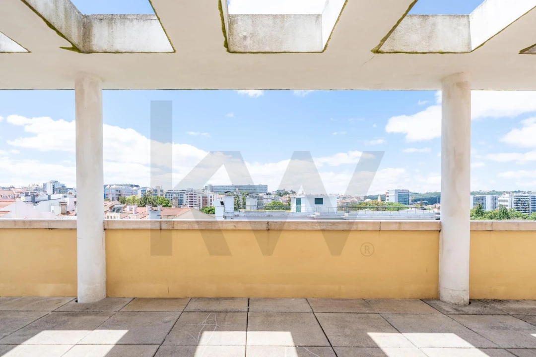 Apartamento T2 para Venda em Avenidas Novas Foto 3