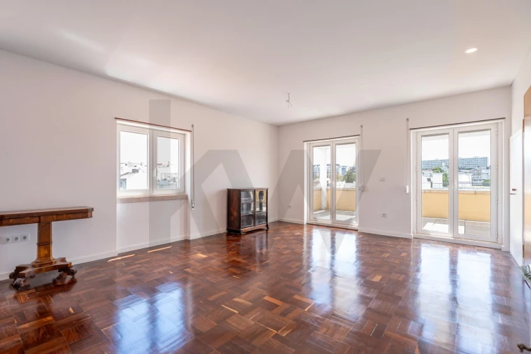 Apartamento T2 para Venda em Avenidas Novas