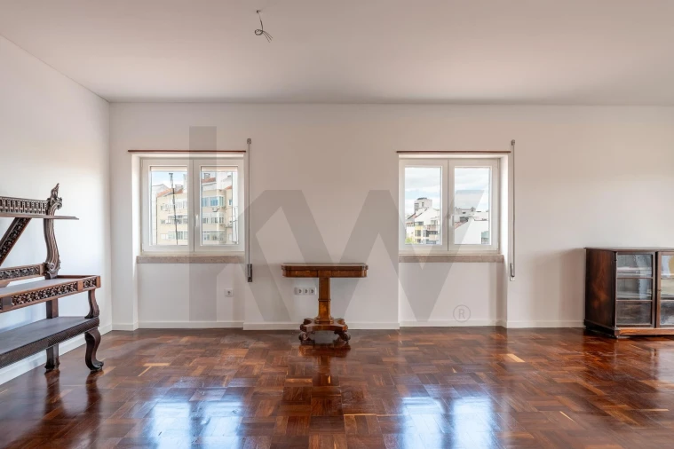 Apartamento T2 para Venda em Avenidas Novas Foto 9