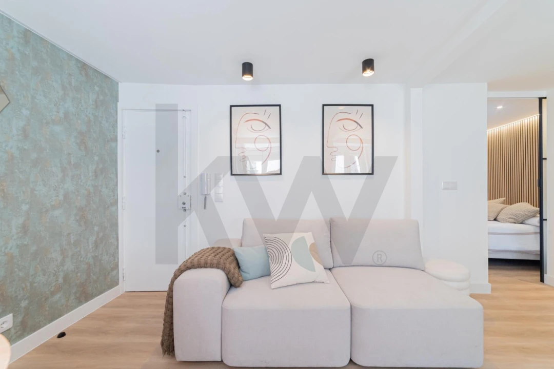Apartamento T1 para Arrendamento em Santo António Foto 13