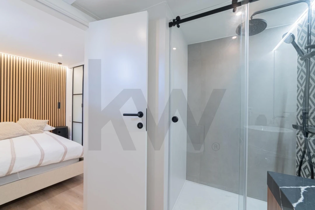 Apartamento T1 para Arrendamento em Santo António Foto 18