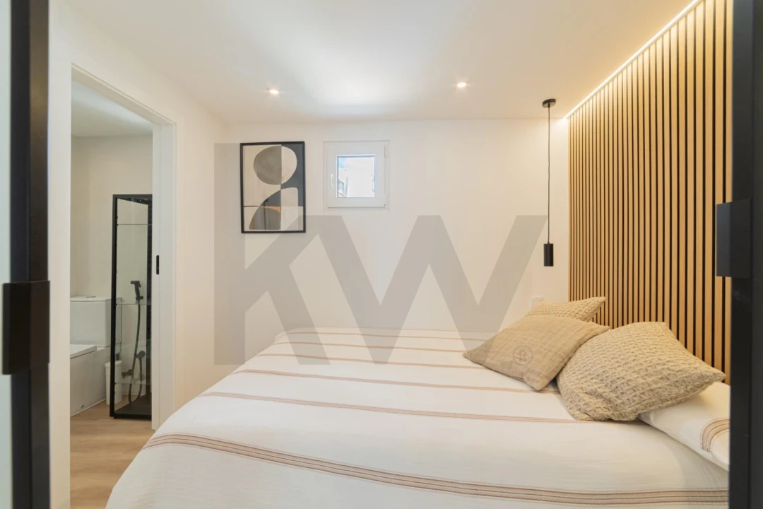 Apartamento T1 para Arrendamento em Santo António Foto 16