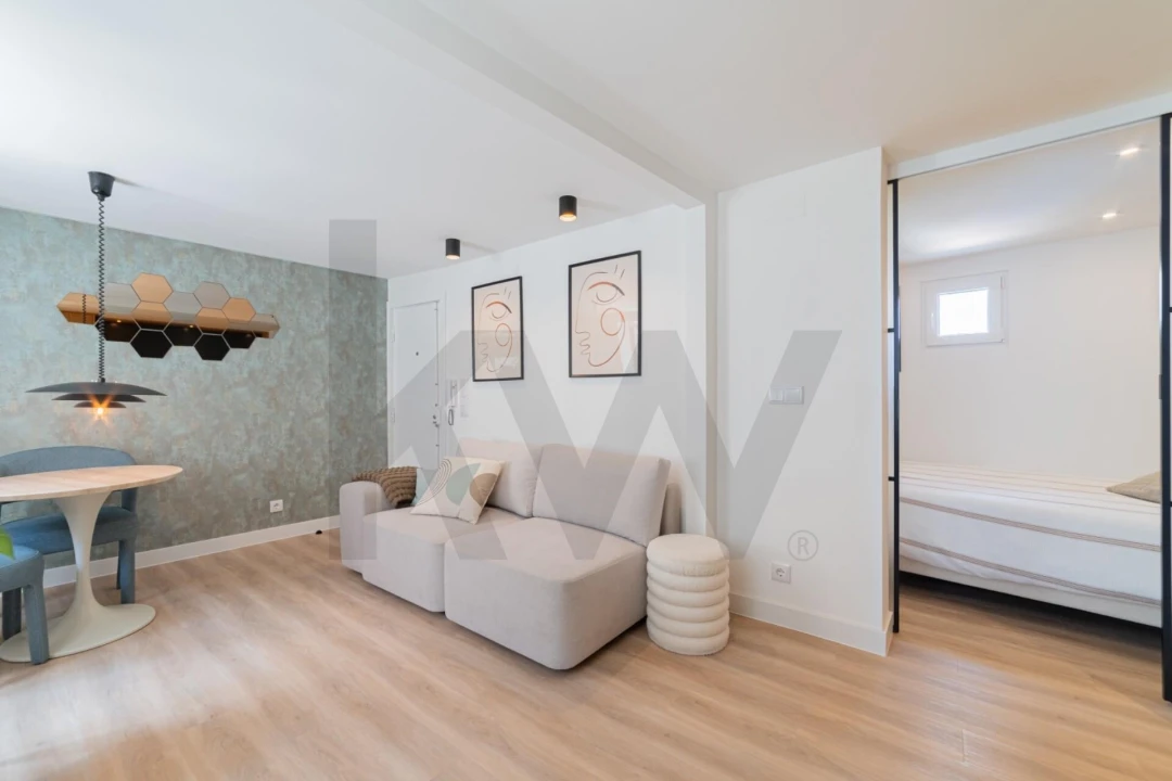 Apartamento T1 para Arrendamento em Santo António Foto 8