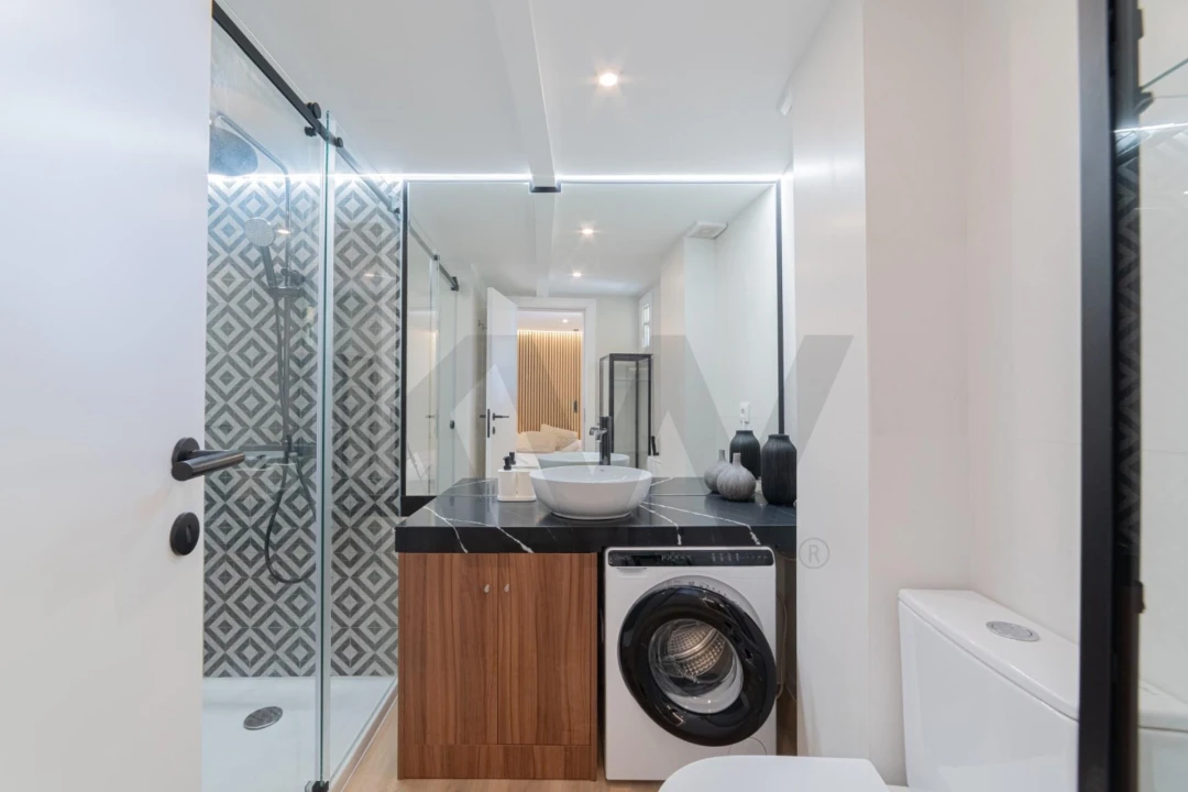 Apartamento T1 para Arrendamento em Santo António Foto 17