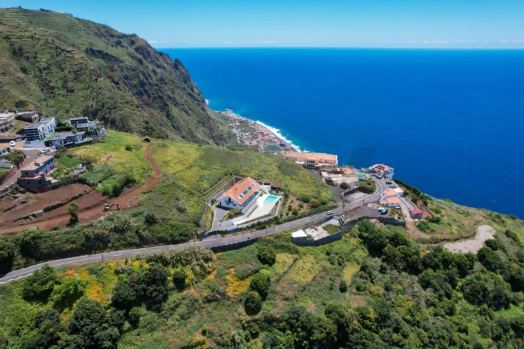 Terreno para Venda em Fajã da Ovelha Foto 14