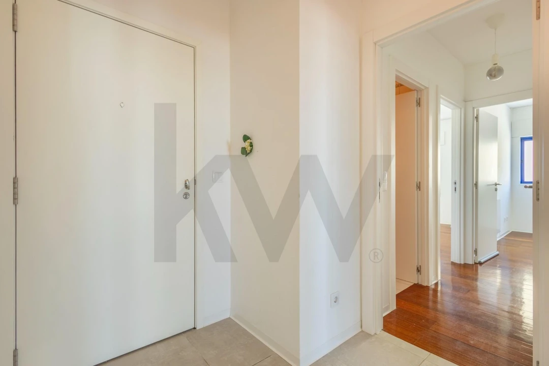 Apartamento T3 para Arrendamento em Santa Marinha e São Pedro da Afurada Foto 4