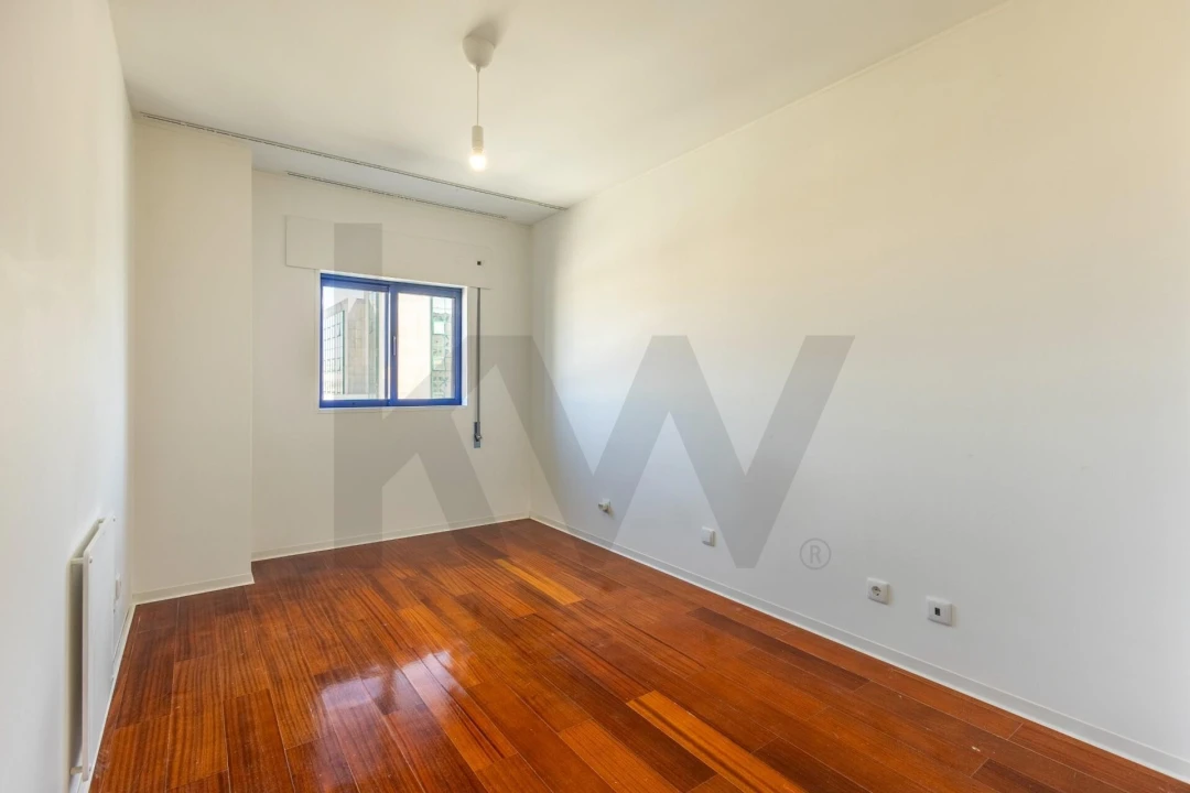 Apartamento T3 para Arrendamento em Santa Marinha e São Pedro da Afurada Foto 13