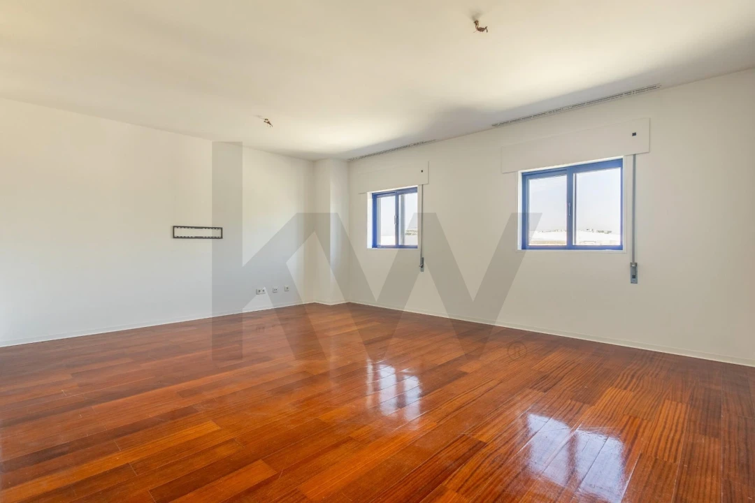 Apartamento T3 para Arrendamento em Santa Marinha e São Pedro da Afurada Foto 2
