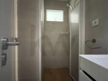 Moradia T1 para Arrendamento em Mafamude e Vilar do Paraíso