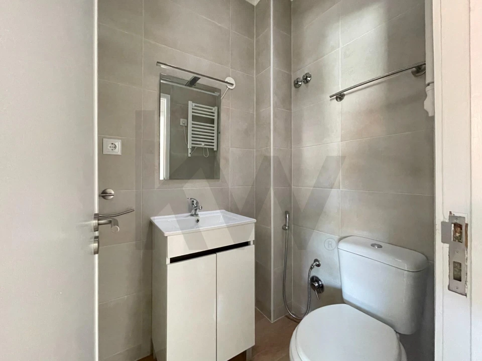 Moradia T1 para Arrendamento em Mafamude e Vilar do Paraíso Foto 11