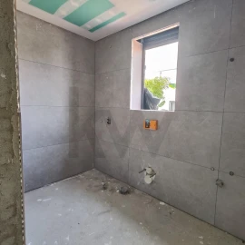 Moradia T4 para Venda em Fernao Ferro