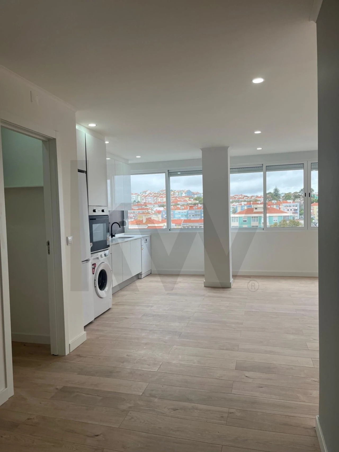 Apartamento T4 para Venda em Alfragide Foto 7