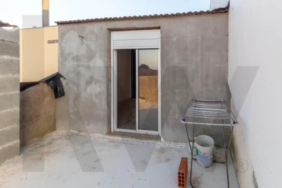 Moradia T2 para Venda em Oliveira do Douro