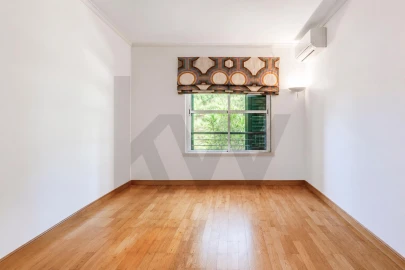 Apartamento T3 para Arrendamento em Cascais e Estoril