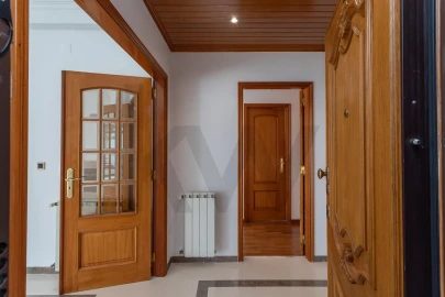 Apartamento T3 para Venda em Oeiras e São Julião da Barra, Paço de Arcos e Caxias