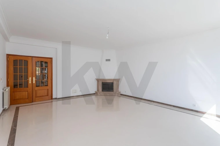 Apartamento T3 para Venda em Oeiras e São Julião da Barra, Paço de Arcos e Caxias Foto 8