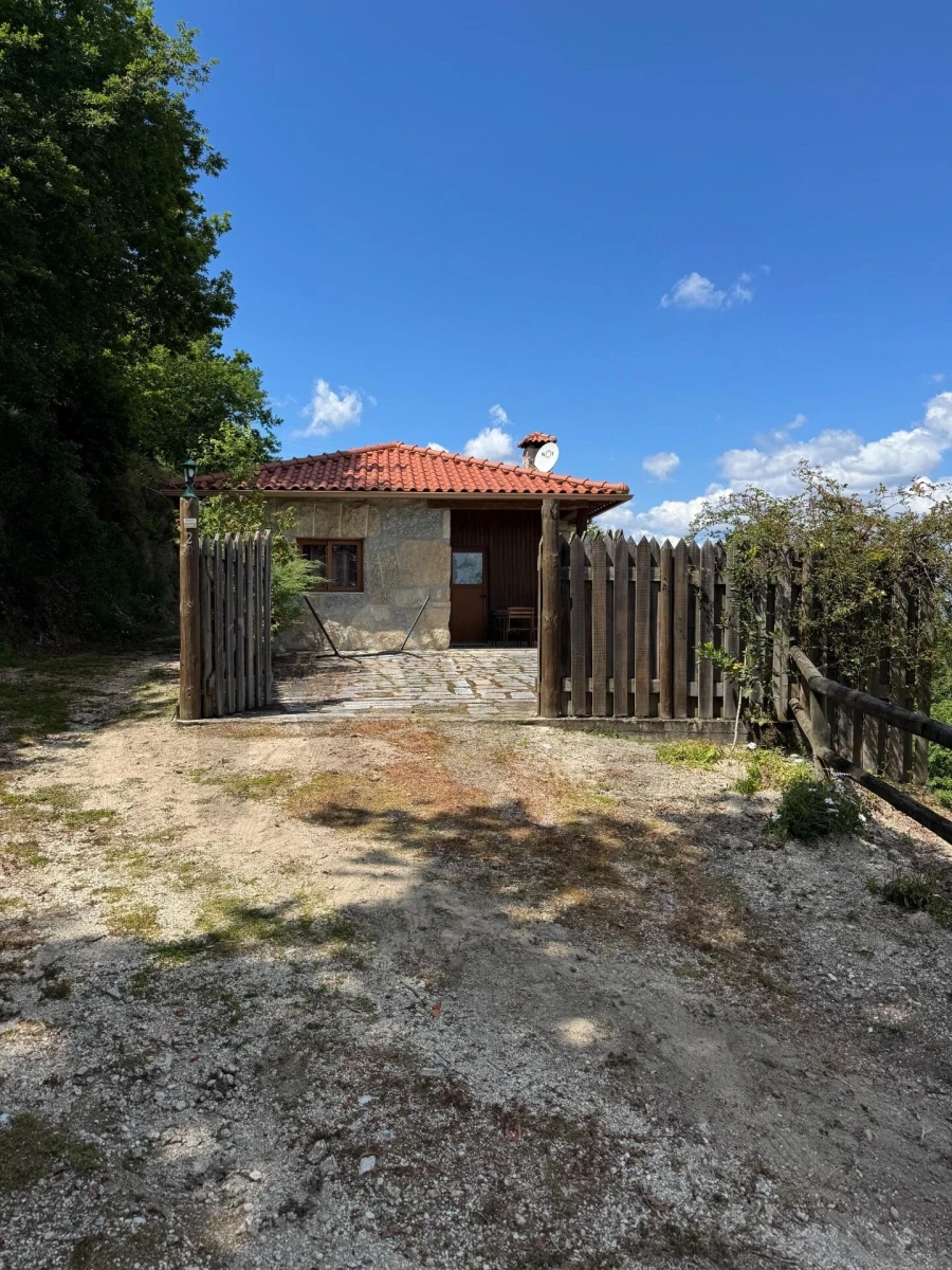 Moradia T2 para Venda em Ribas Foto 3