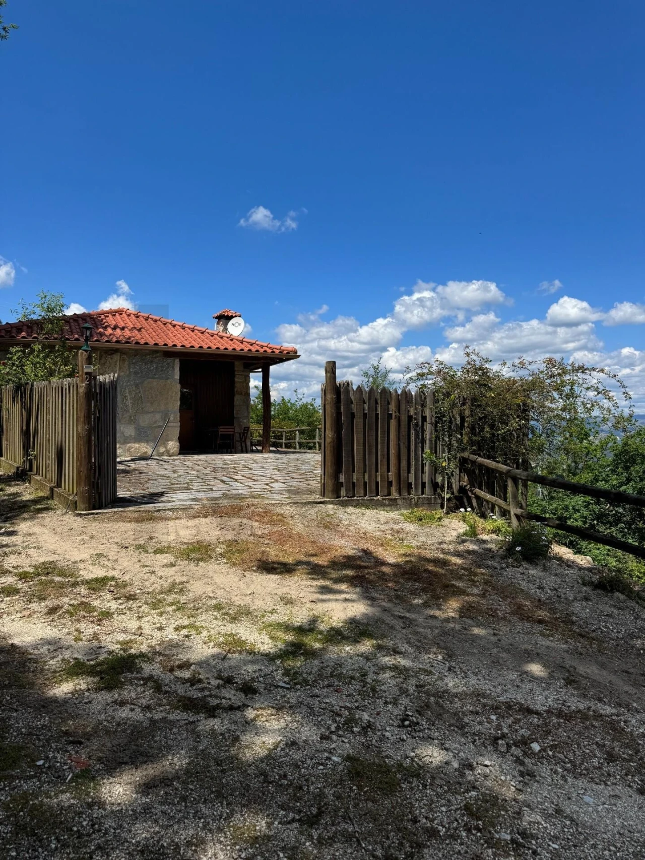 Moradia T2 para Venda em Ribas Foto 2