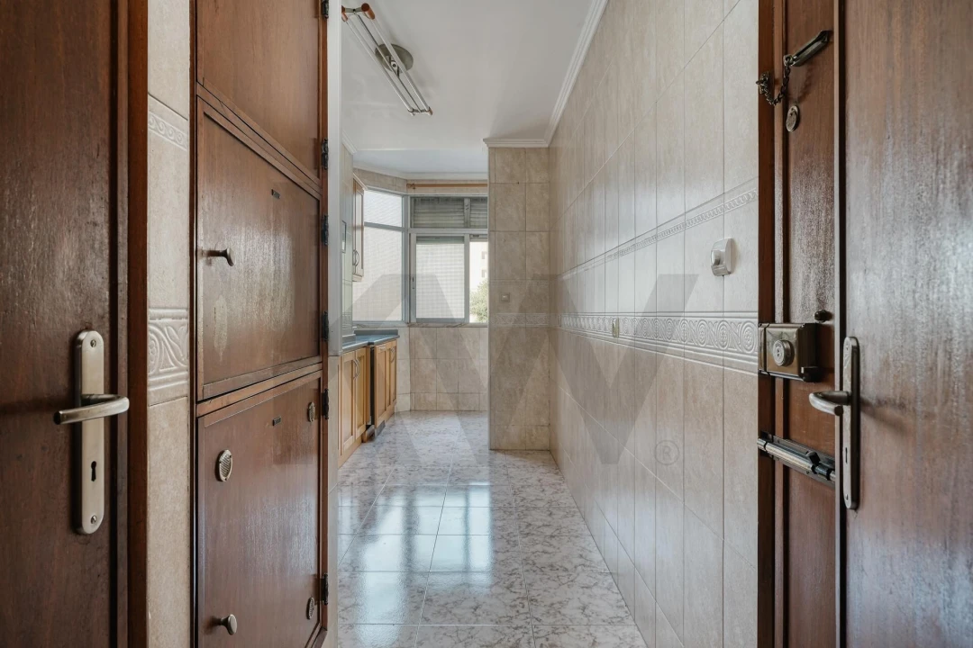 Apartamento T2 para Venda em Lumiar Foto 8