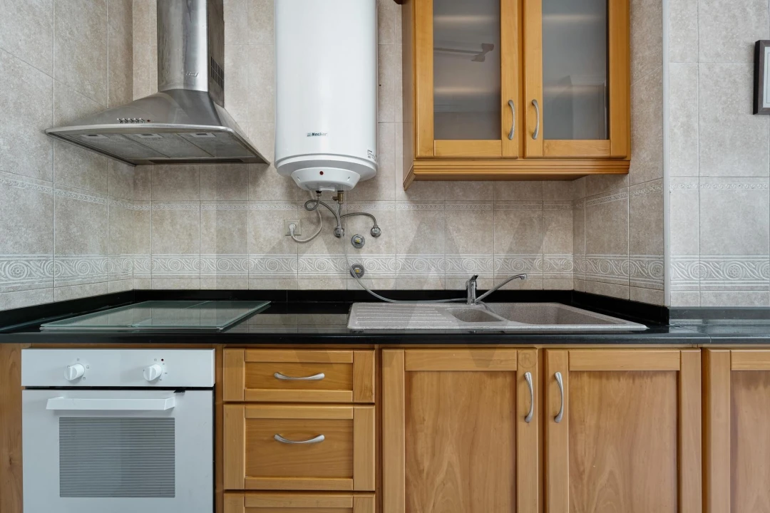 Apartamento T2 para Venda em Lumiar Foto 4