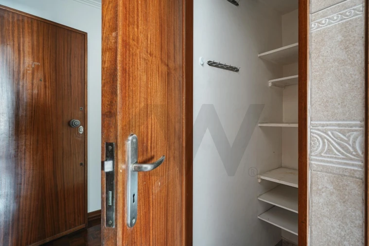 Apartamento T2 para Venda em Lumiar Foto 7