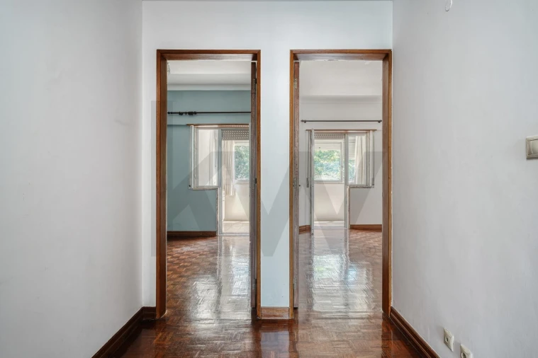 Apartamento T2 para Venda em Lumiar Foto 11