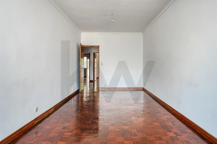 Apartamento T2 para Venda em Lumiar Foto 9