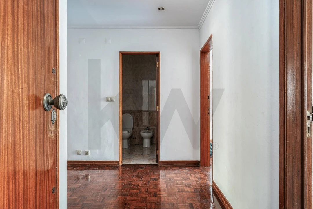 Apartamento T2 para Venda em Lumiar Foto 12