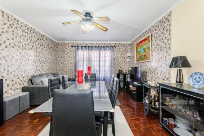 Moradia T4 para Venda em Relva
