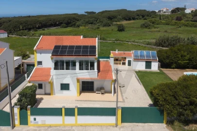 Moradia T4 para Venda em Santa Maria e São Miguel, São Martinho, São Pedro Penaferrim