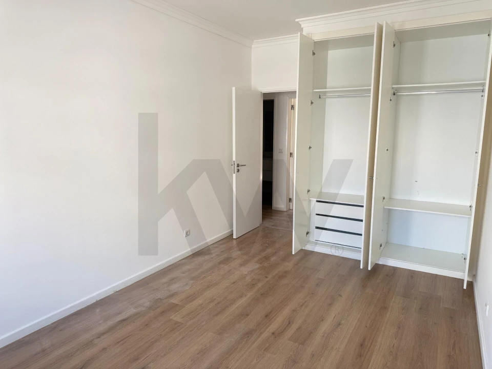 Apartamento T3 para Arrendamento em Arroios Foto 19